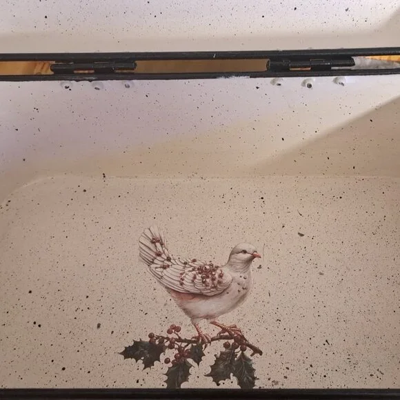 CHARMING LIGHT METAL DISPLAY/STORAGE BOX ~ WINTER SCENE!  RESTYLED & UPCYCLED! - Picture 5 of 5